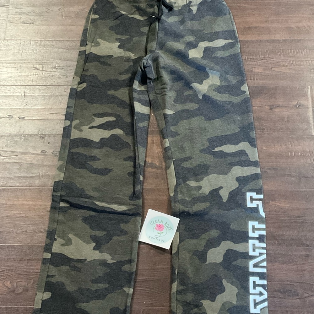 Victoria Secret PINK Camo Joggers Sweat Pants